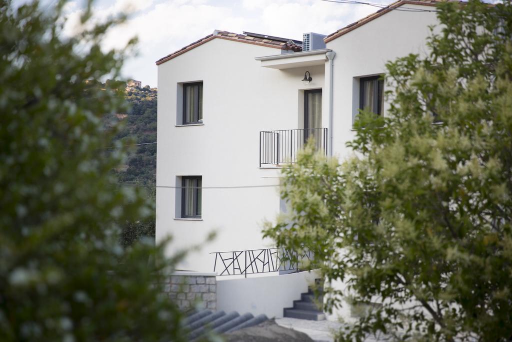 Hotel Quinto Tronco Elini Exterior foto